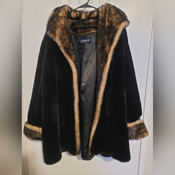 London Fog Black and Brown Faux Fur Coat - Picture 1 of 2